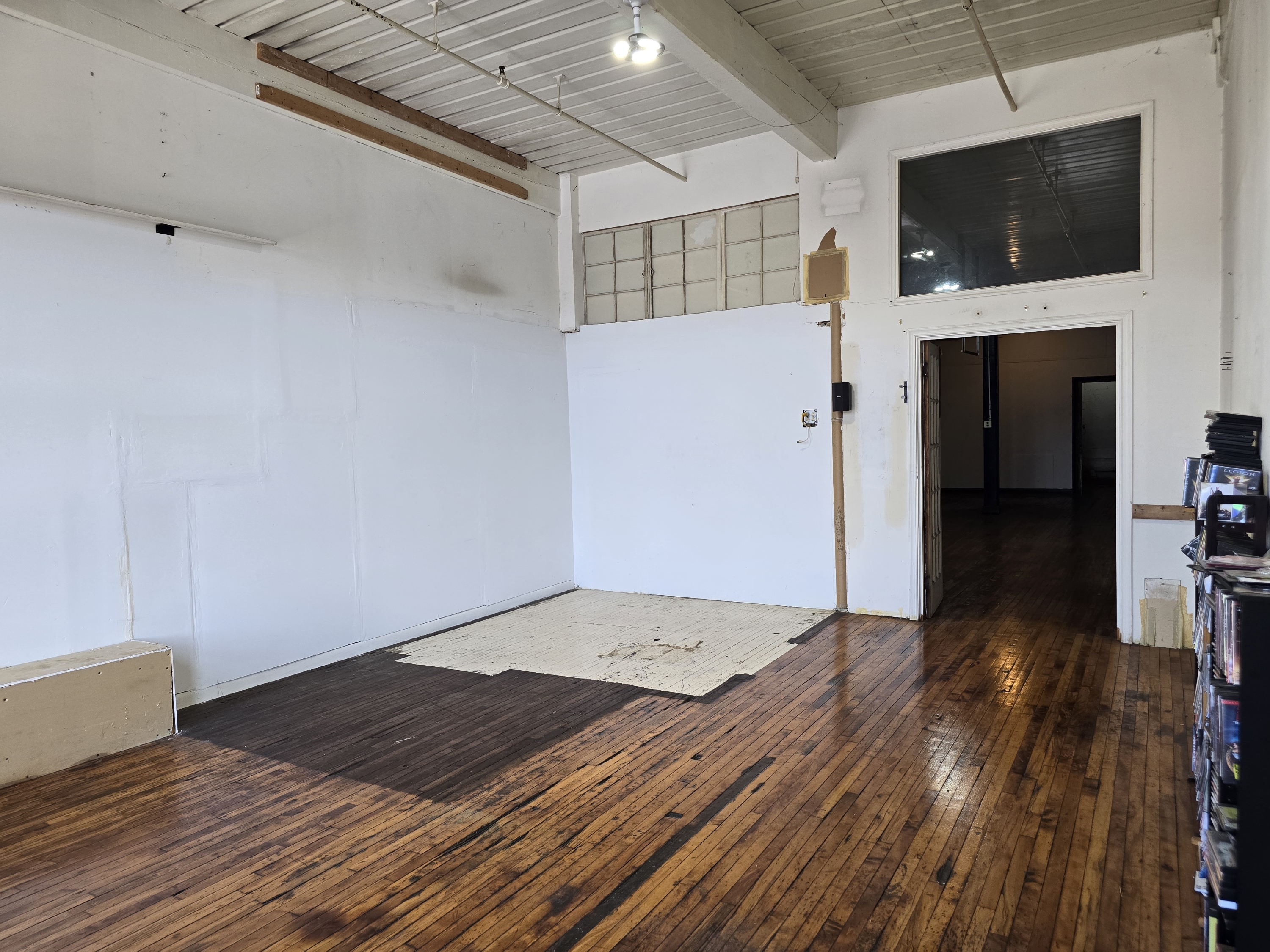 208 South Pulaski Street  - 5C